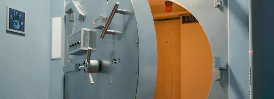 Vault and Safe locksmith services in Vero Beach South, FL